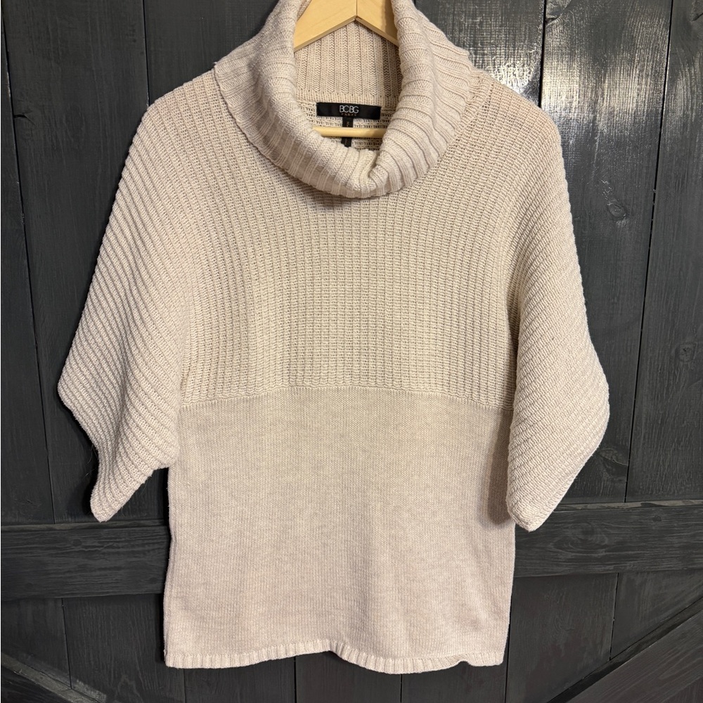 BCBG Paris Women’s Oversized Medium Cream Cowl Neck SS Sweater
